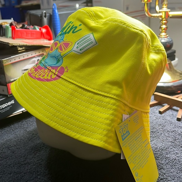 Disney Parks Pixar Toy Story Bucket Hat Chillin Grillin - Picture 2 of 8